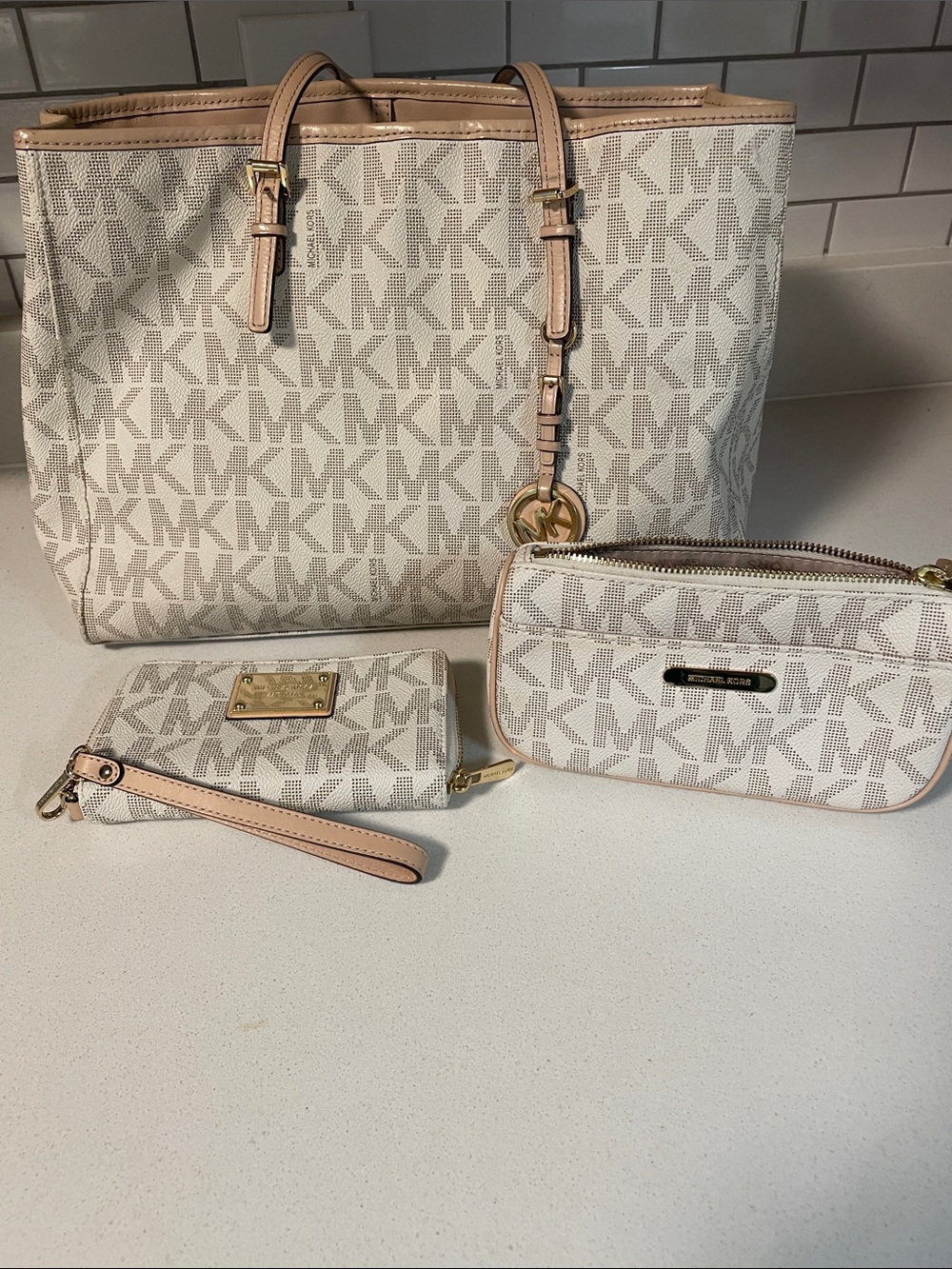 Michael Kors Beige Logo Tote, Wristlet and Pouch Excellent condition